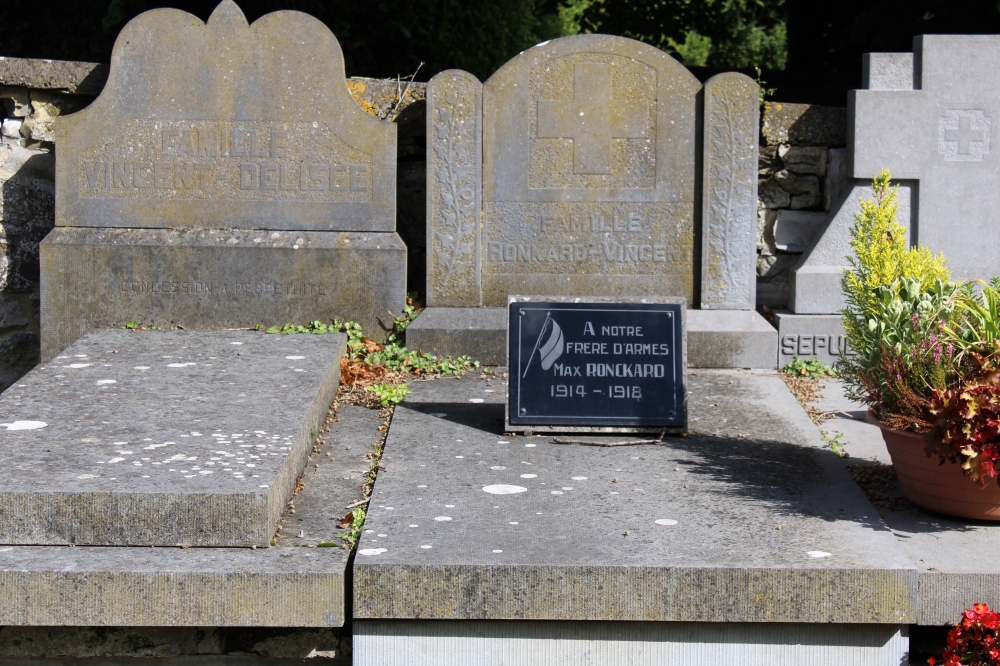 Belgian Graves Veterans Denée