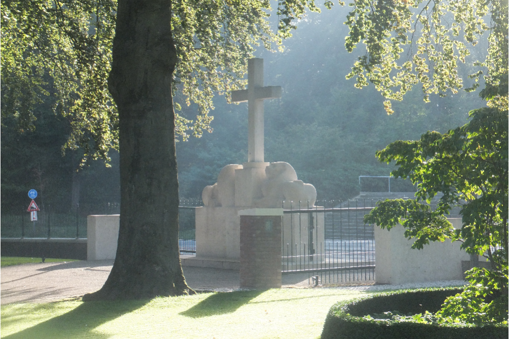 Dutch War Cemetery Grebbeberg #7