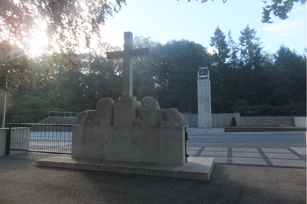 Dutch War Cemetery Grebbeberg #8