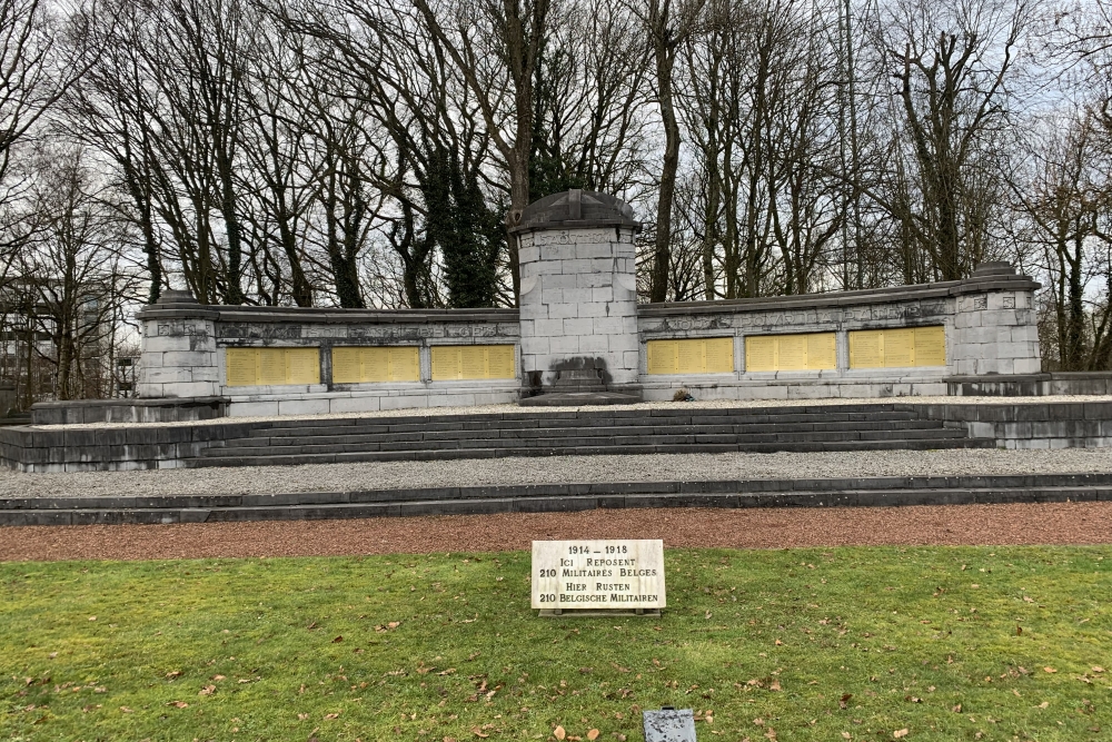 Belgian War Cemetery Ougre #1