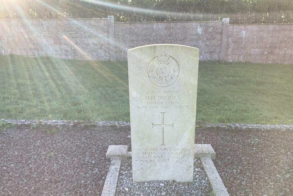 Commonwealth War Graves Montreuil-sur-Mer #4