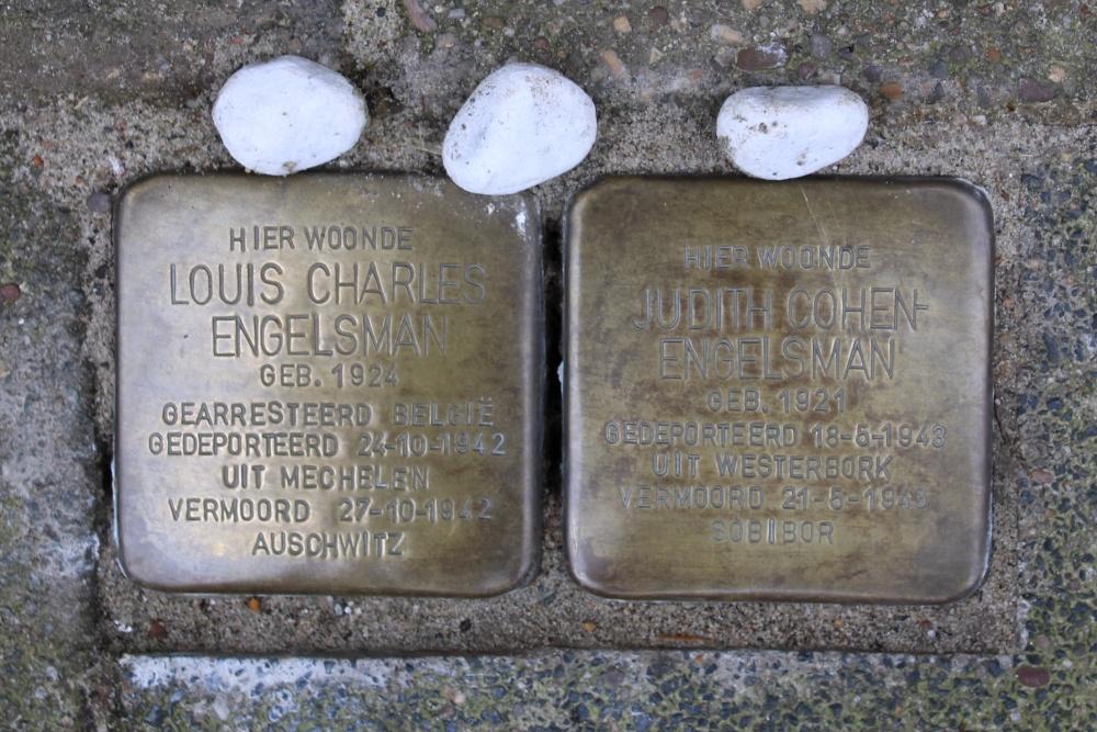 Stolpersteine Justus van Effenstraat 1 #1