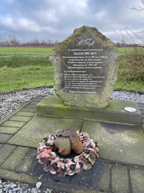 Crash Site Handley Page Halifax MKIII JD-314 ZA-X #3