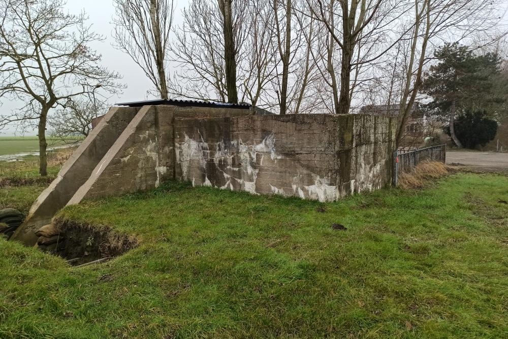 Kabelschaltbrunnen Bunker S-7 Sirjansland #1