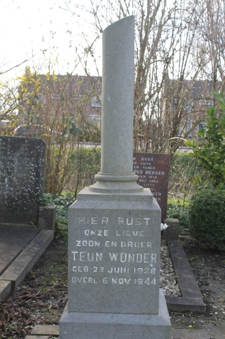 Dutch War Grave Wieringerwaard #1