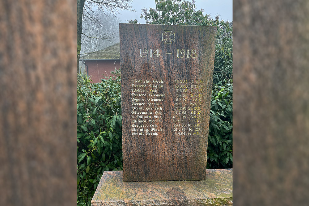 Oorlogsmonument Altenlünne #4