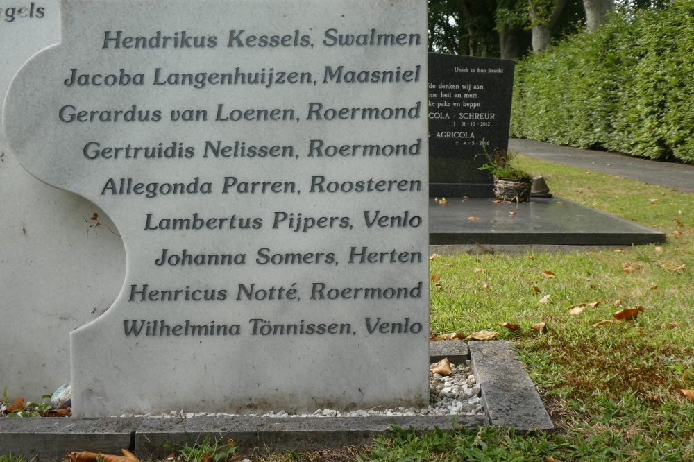 Memorial Limburg Children R.C. Cemetery #3