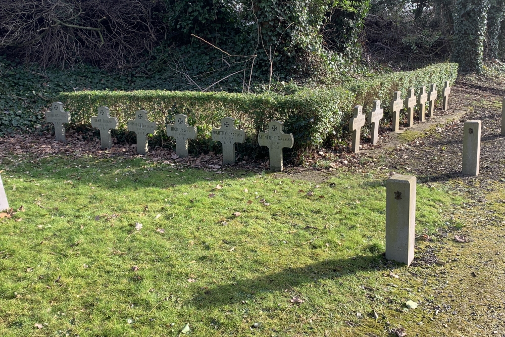 Cemetery Executed Fort de la Chartreuse #2