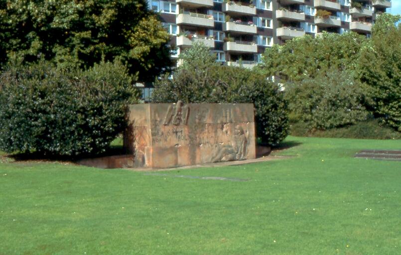 Oorlogsmonument Bottrop #2