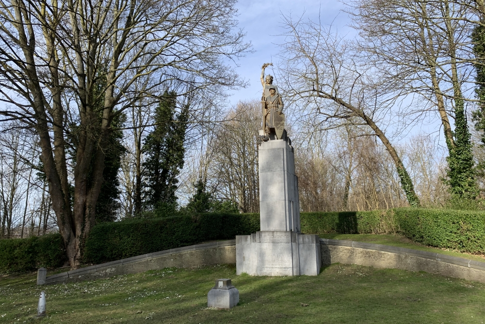 Memorial 1st Line Regiment #1