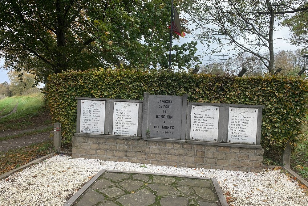 Memorial & Cemetery Guillaume Defauwes #5