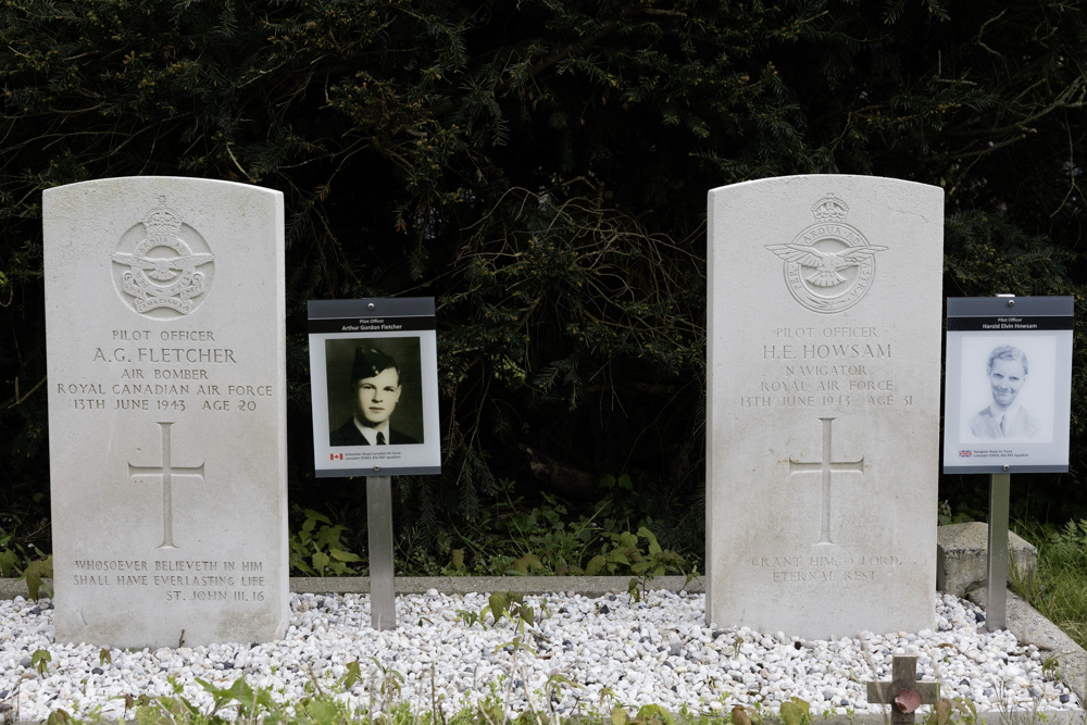 Commonwealth War Graves General Cemetery Workum #5