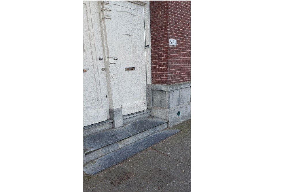 Stumbling Stones Noordsingel 68a #2