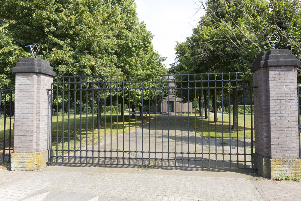 Jewish War Graves Enschede