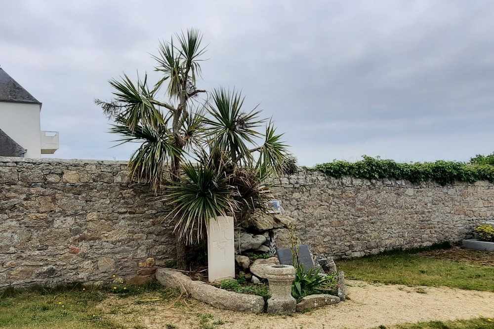 Oorlogsgraf van het Gemenebest Roscoff