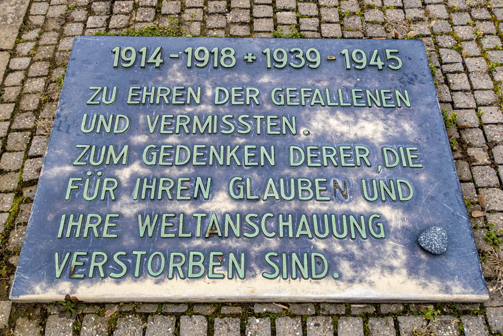 Memorial Cemetery Vettwei #4