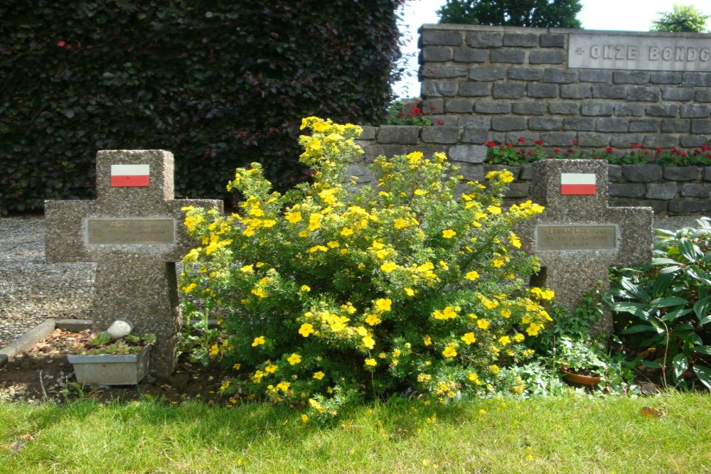 Polish War Graves Tielt