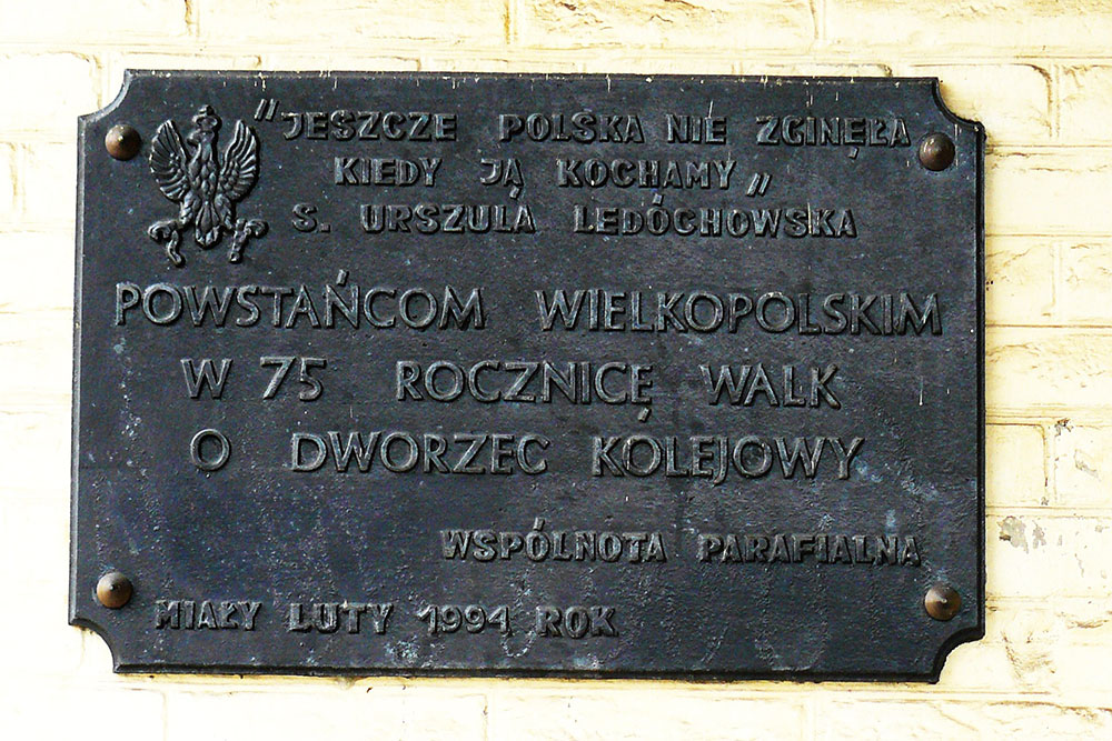 Memorial Fighting Mialy Train Station