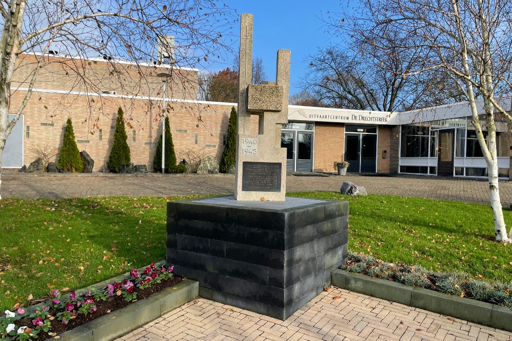 War Memorial Papendrecht