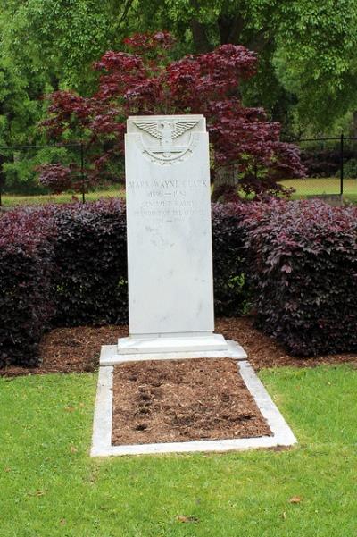 Grave of General Mark W. Clark
