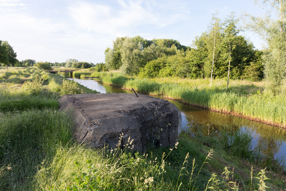 Peel-Raamstelling - Tankversperring Langenboomseweg (Mill)