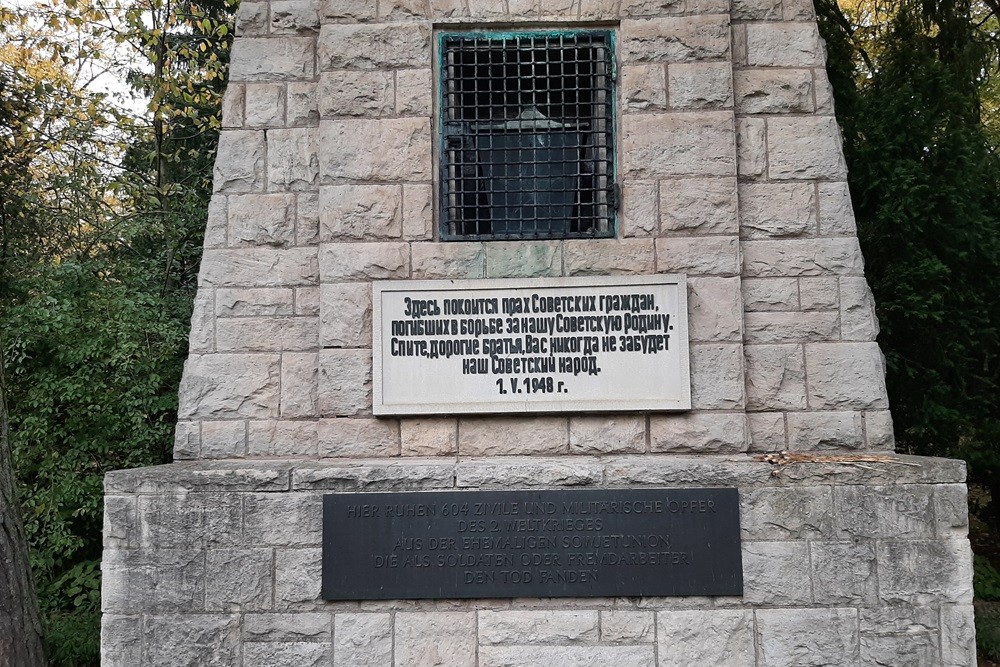 Soviet War Graves Erfurt #4