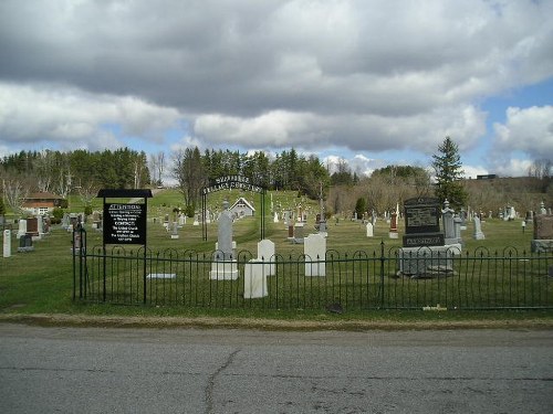 Commonwealth War Graves Shawville Village Cemetery