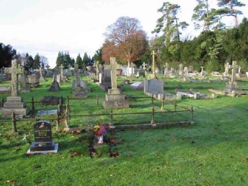 Commonwealth War Graves Wells Cemetery