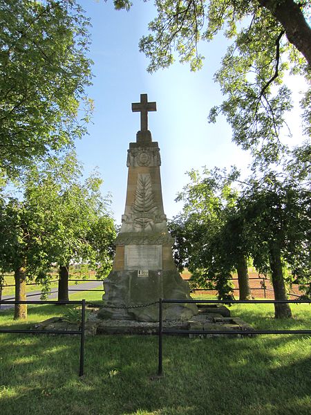 Monument Franse Soldaten Vionville