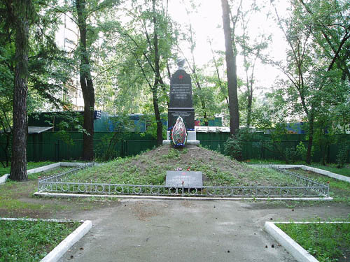 Sovjet Oorlogsbegraafplaats Kiev