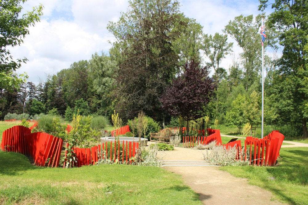 Passchendaele Memorial Garden United Kingdom #2