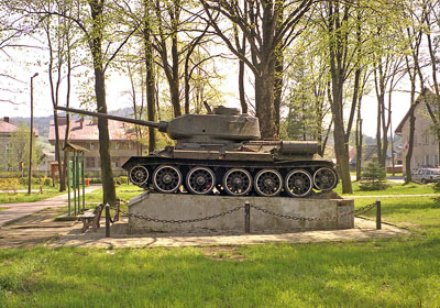 Bevrijdingsmonument (T-34/85 Tank) Baligrd