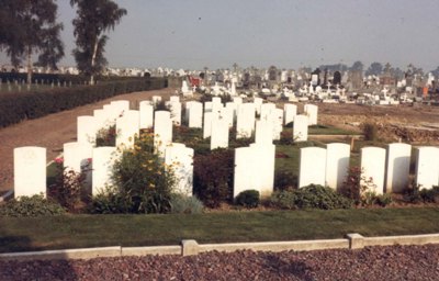 Oorlogsgraven van het Gemenebest Carvin