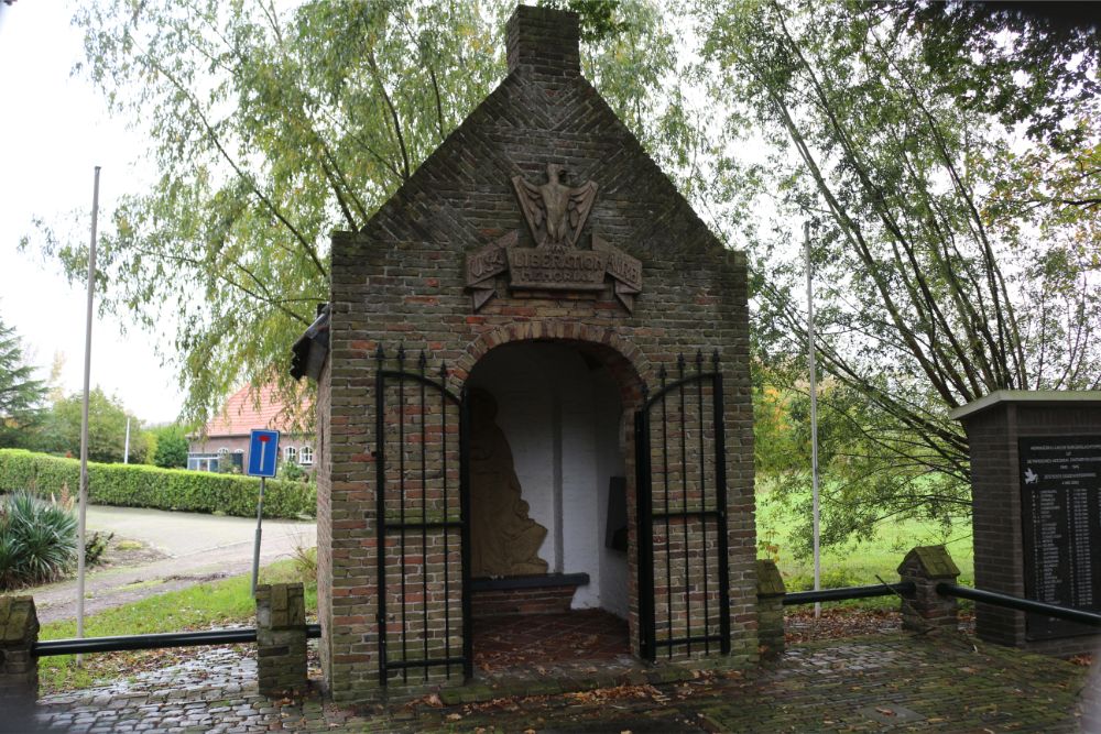 Airborne Monument en Bevrijdingskapel Heeswijk