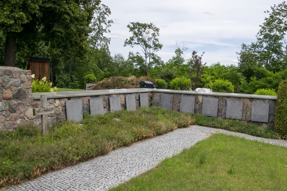 War Memorial Lebus #2