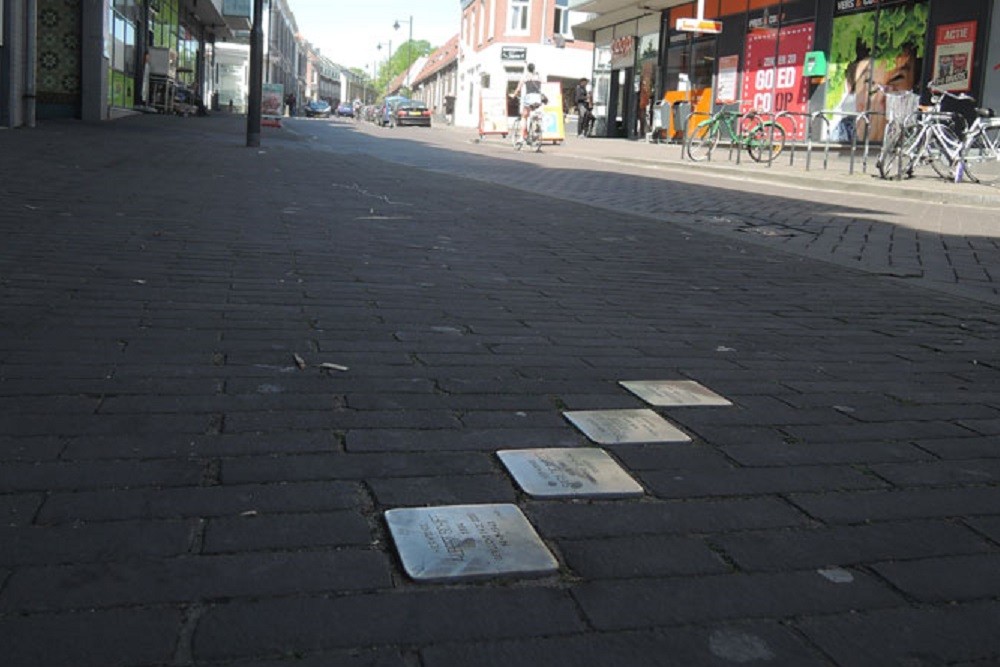 Stumbling Stones Hommelseweg 55 #2