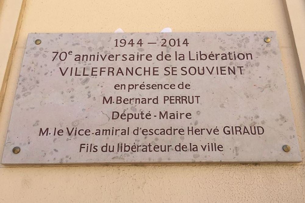 Gedenktekens Bevrijding Gemeentehuis Villefranche-sur-Sane