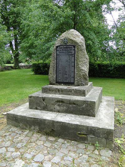 War Memorial Gro Niendorf