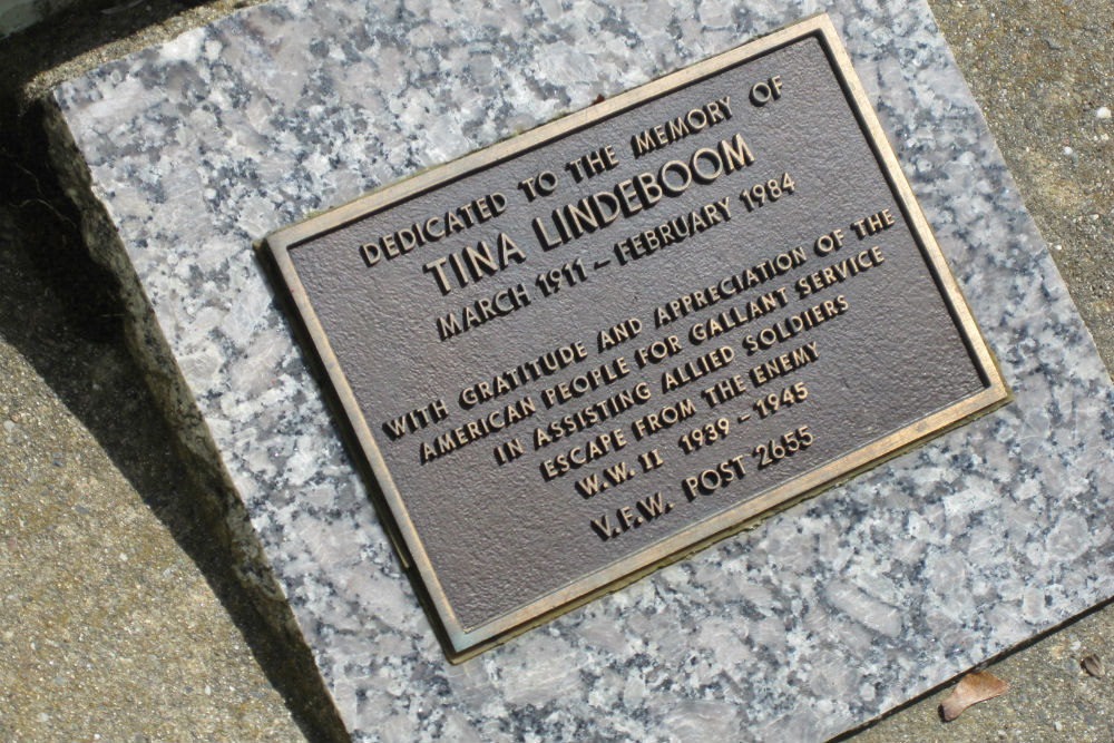 Monument Tina Lindeboom