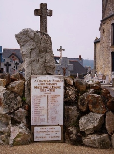 War Memorial La Chapelle-Erbre #1