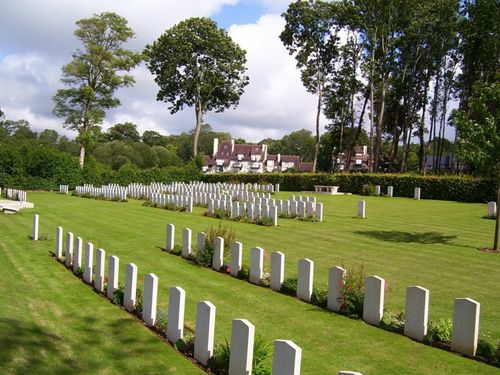 Oorlogsbegraafplaats van het Gemenebest Tourgville