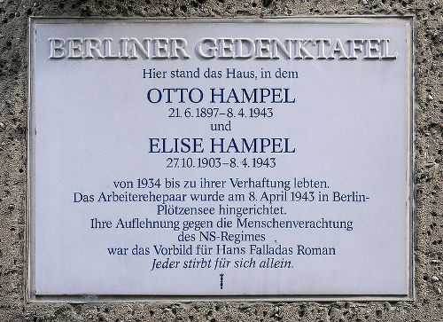 Gedenkteken Otto Hampel en Elise Hampel