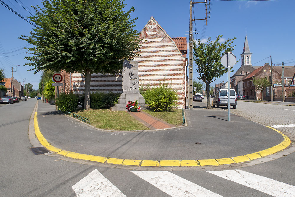 War Memorial Ennetires