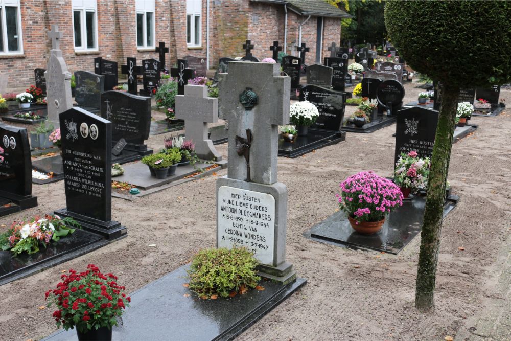 Nederlandse Oorlogsgraven Rooms Katholieke Begraafplaats Vinkel