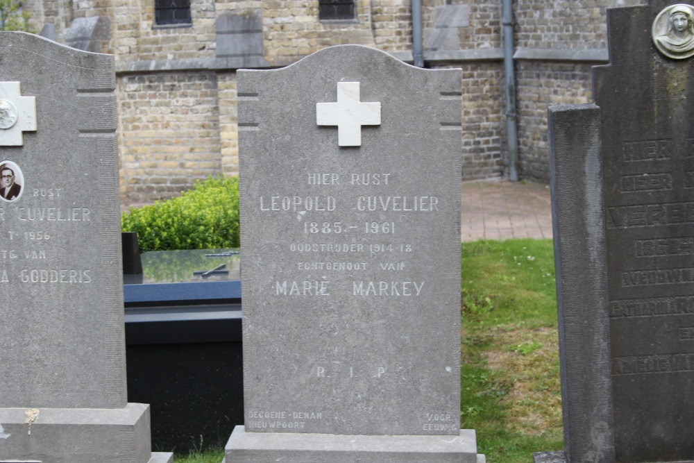 Belgian Graves Veterans Pervijze