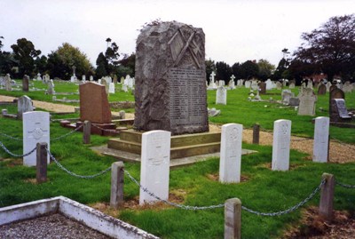 Oorlogsgraven van het Gemenebest Yaxley Cemetery