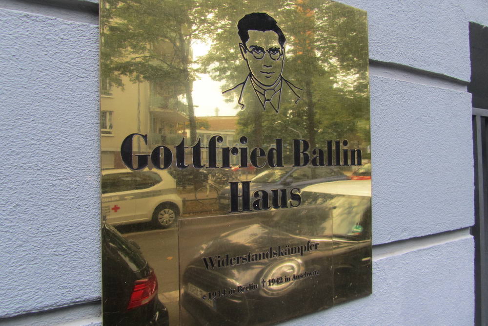 Monument Gottfried Ballin #1