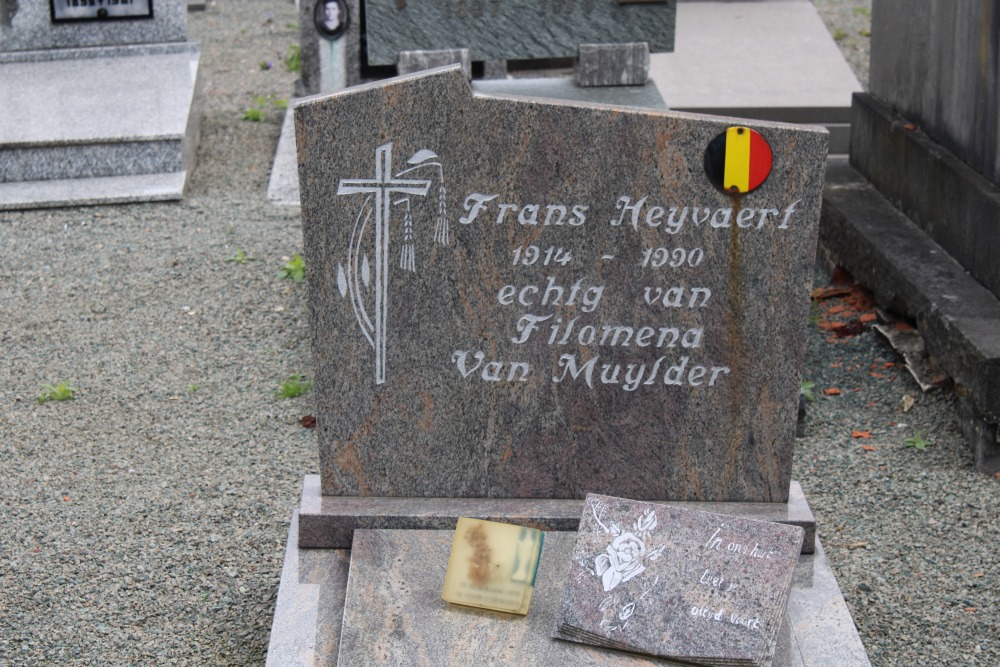 Belgian Graves Veterans Rossem