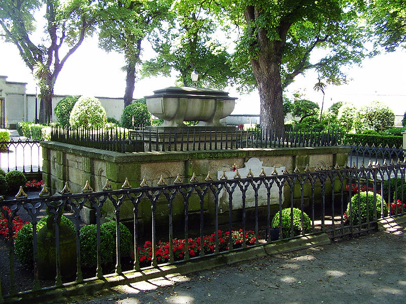 Grave of Sir John Moore