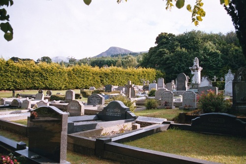 Commonwealth War Graves St. Colman Churchyard